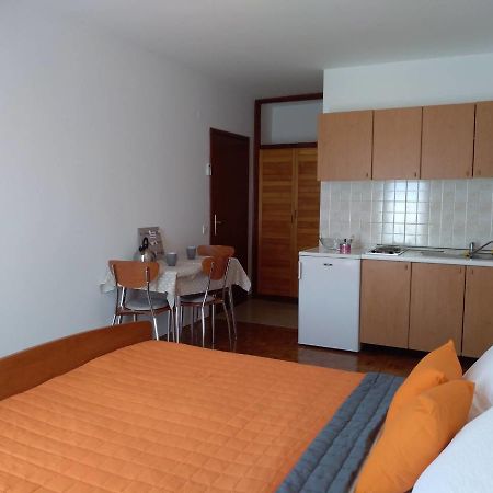 Apartments Davor 비오그라드나모루 외부 사진