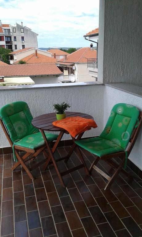 Apartments Davor 비오그라드나모루 객실 사진